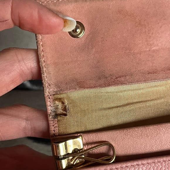 #113 Chanel Pink Pebbled Leather Signature Keyholder Mini Wallet - Picture 9 of 16